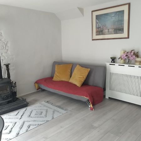 Up Stairs Double Apartment Innishannon Mariners Rest 科克 外观 照片