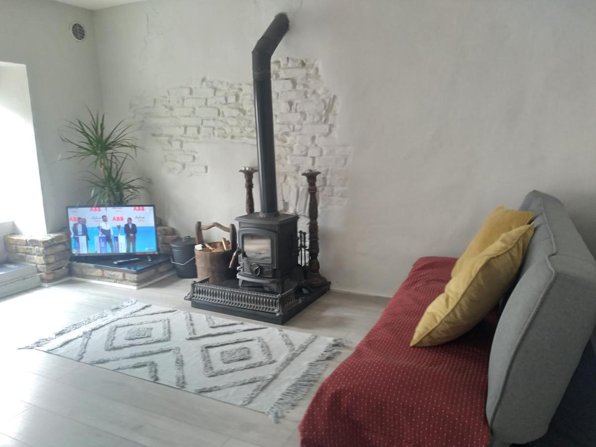 Up Stairs Double Apartment Innishannon Mariners Rest 科克 外观 照片