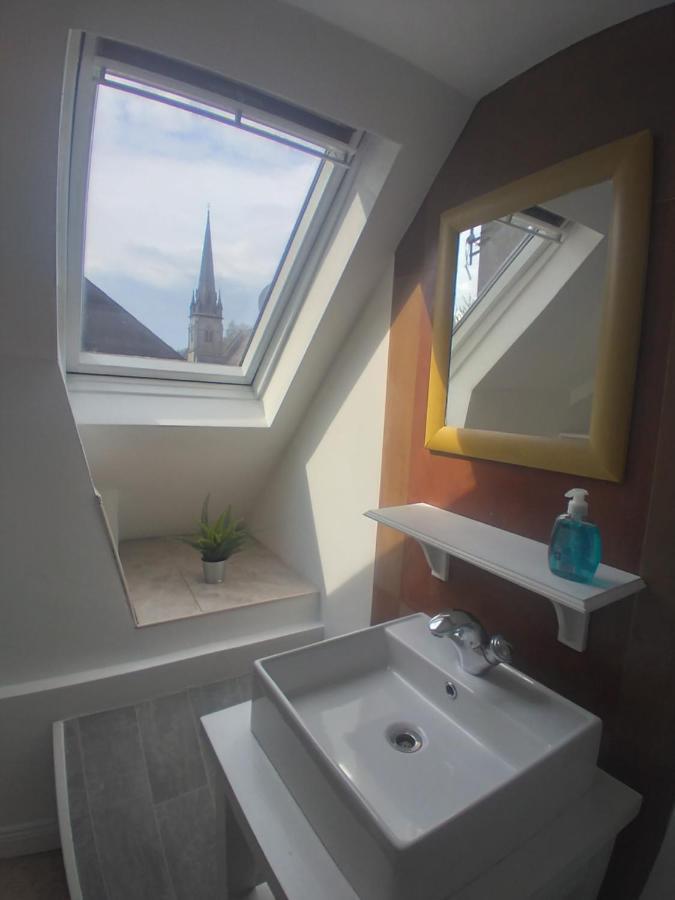 Up Stairs Double Apartment Innishannon Mariners Rest 科克 外观 照片